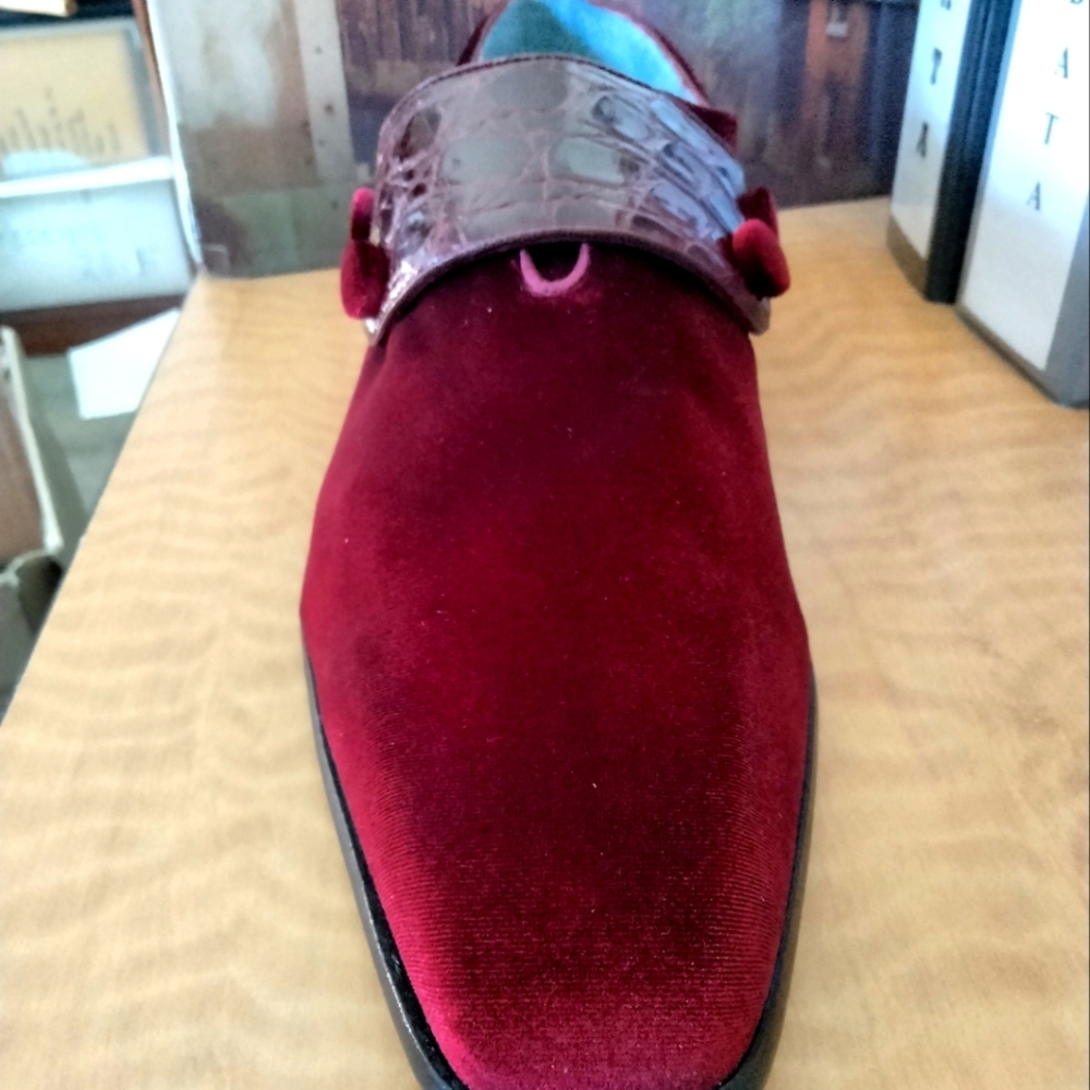 Dress shoes